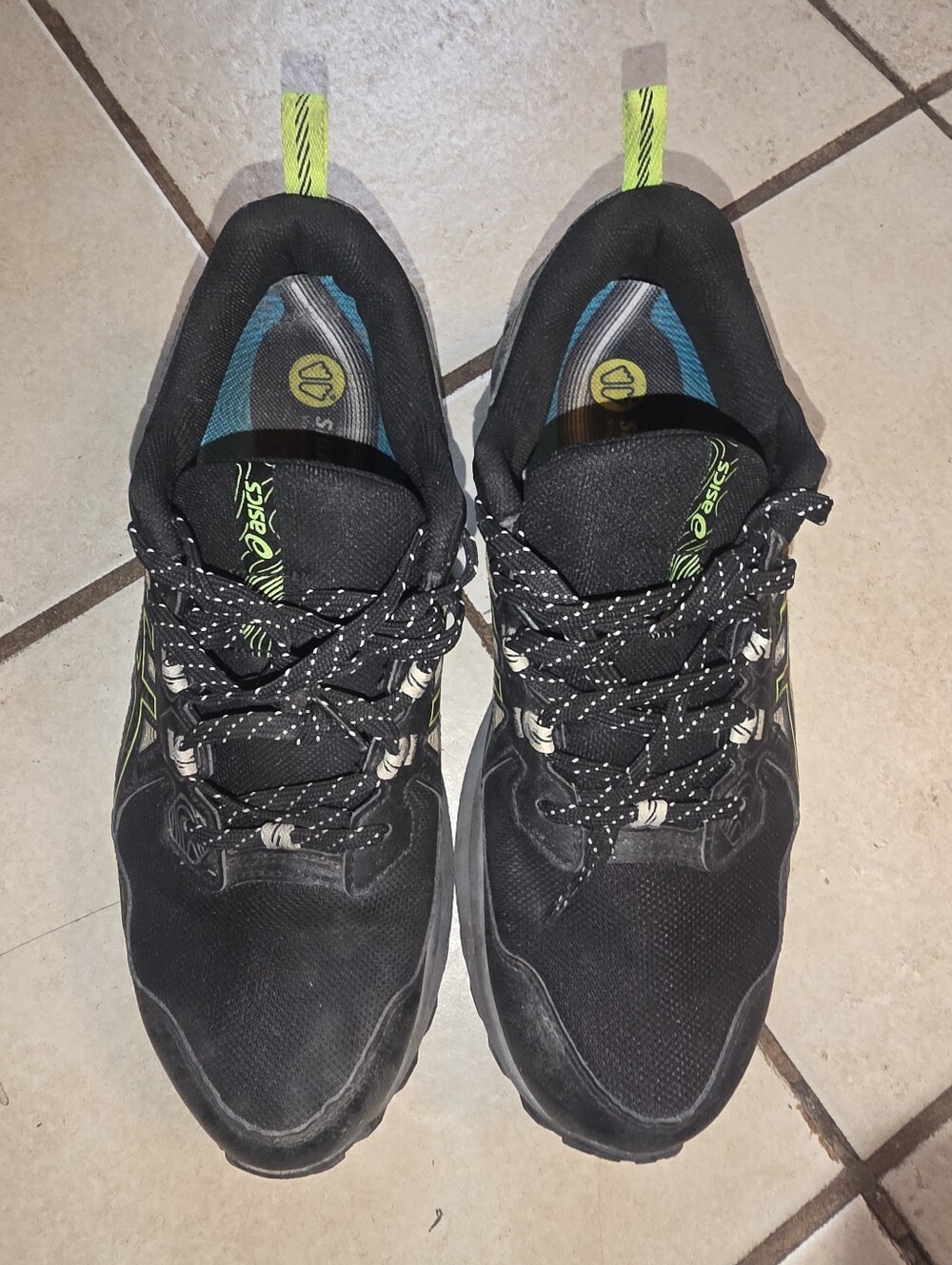 ASICS Trail Scout 3 sneakers are black with neon lime accents Mesh Upper Size 9